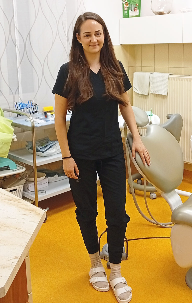 Dr. Nagy Antónia Gabriella állókép